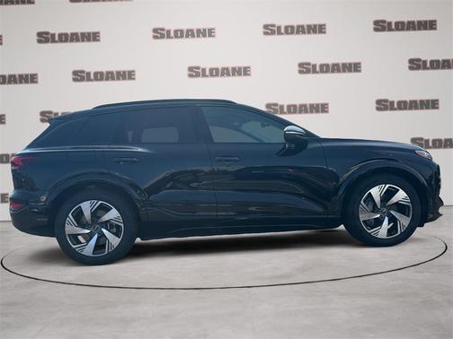 2025 Audi Q6 e-tron Premium