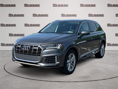 2023 Audi Q7 45 Premium Plus