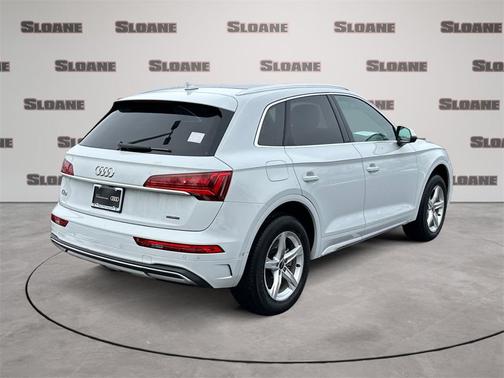 2023 Audi Q5 40 Premium