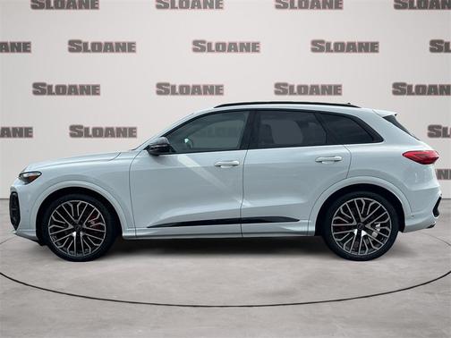 2025 Audi SQ5 3.0T quattro Premium