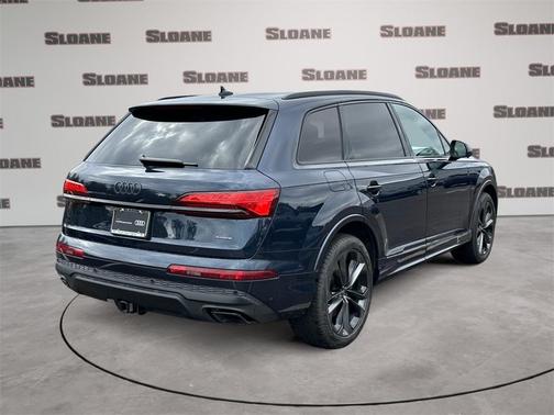 2025 Audi Q7 55 Premium Plus