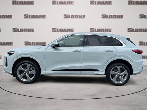White 2026 Audi Q5