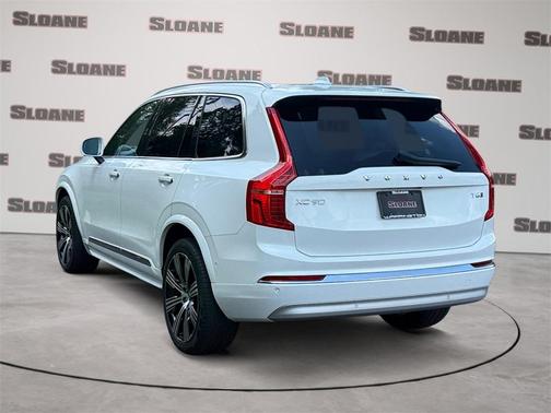 2022 Volvo XC90 T6 Inscription 7 Passenger