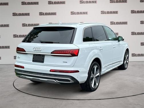 2023 Audi Q7 55 Premium Plus