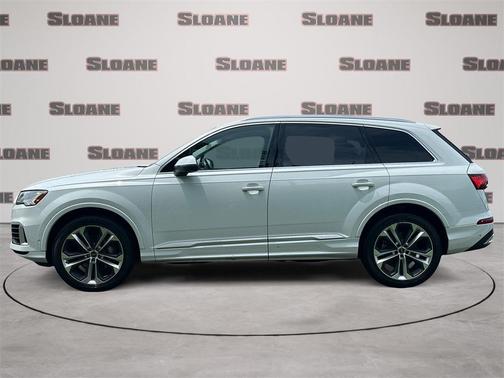 2023 Audi Q7 55 Premium Plus
