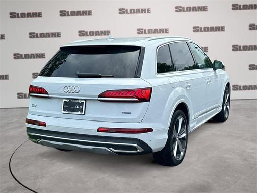 2023 Audi Q7 55 Premium Plus