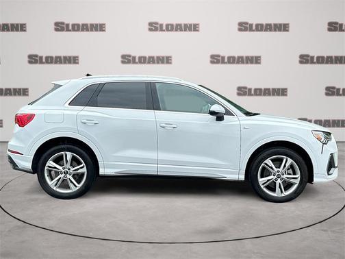 2024 Audi Q3 45 S line Premium