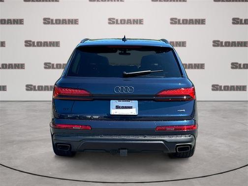2025 Audi Q7 55 Premium Plus