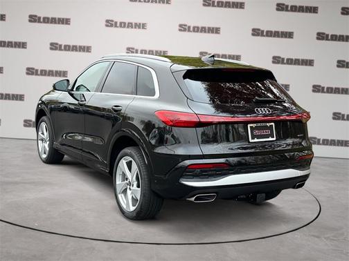 2025 Audi Q5 2.0T quattro Premium