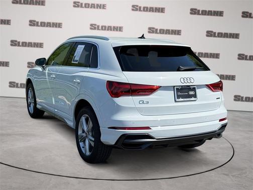 2022 Audi Q3 45 S line Premium