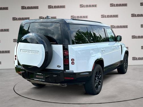 2023 Land Rover Defender X-Dynamic SE