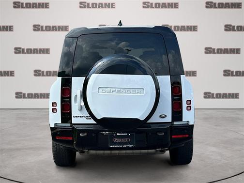 2023 Land Rover Defender X-Dynamic SE