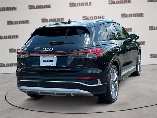 2025 Audi Q4 e-tron 55 quattro Premium