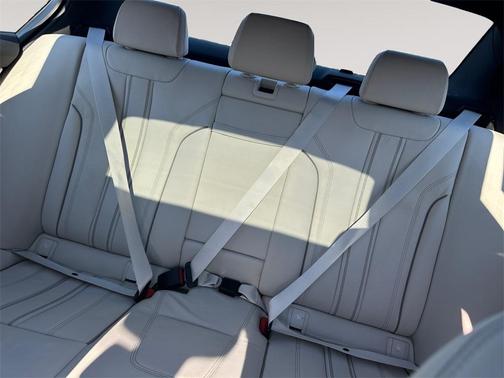 2022 BMW 530 i xDrive