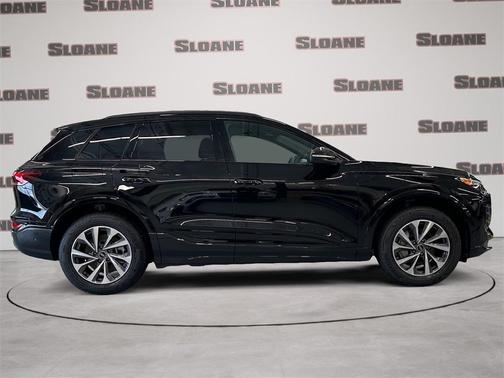 2025 Audi Q6 e-tron Premium