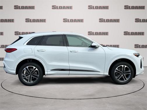 2025 Audi Q5 2.0T quattro Premium