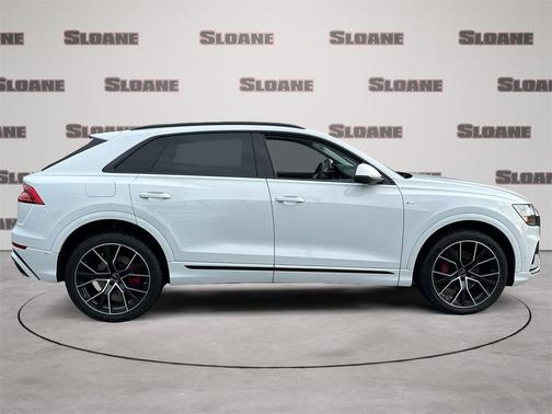 2023 Audi Q8 55 Premium Plus