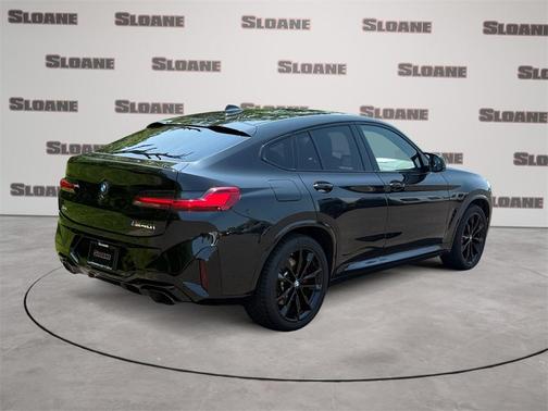 2024 BMW X4 M40i