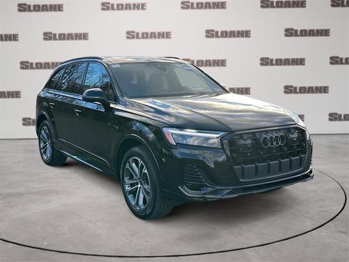 2025 Audi Q7 45 Premium Plus
