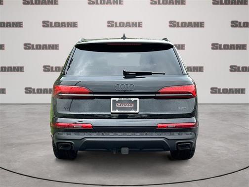 2025 Audi Q7 55 Premium