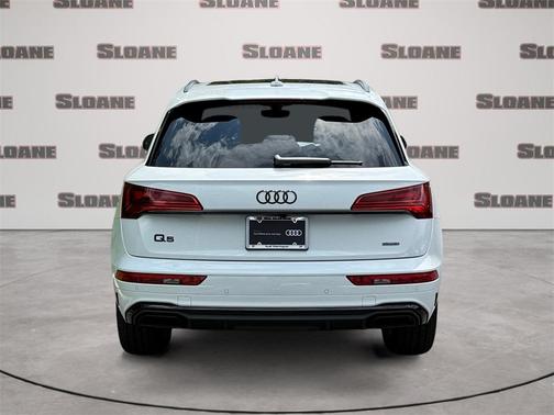 2025 Audi Q5 45 S line quattro Premium