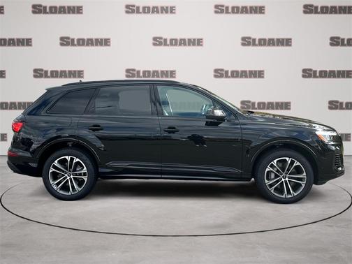 2026 Audi Q7 CONVENIENCE PACKAGE