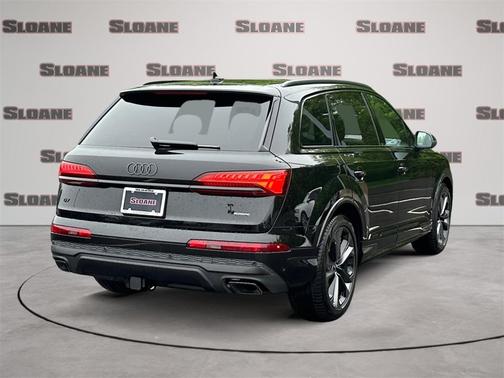 2025 Audi Q7 55 Premium
