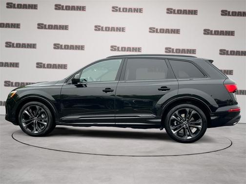 2025 Audi Q7 55 Premium