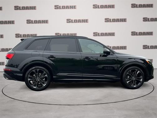 2025 Audi Q7 55 Premium
