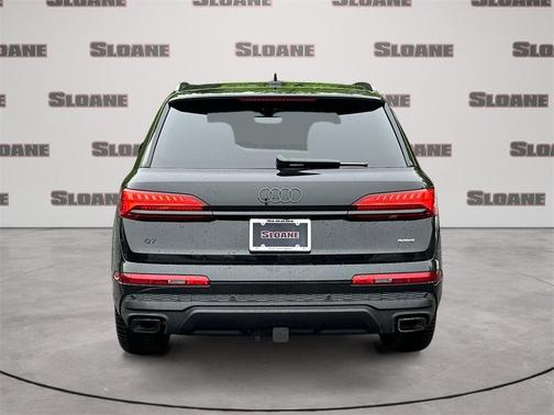 2025 Audi Q7 55 Premium