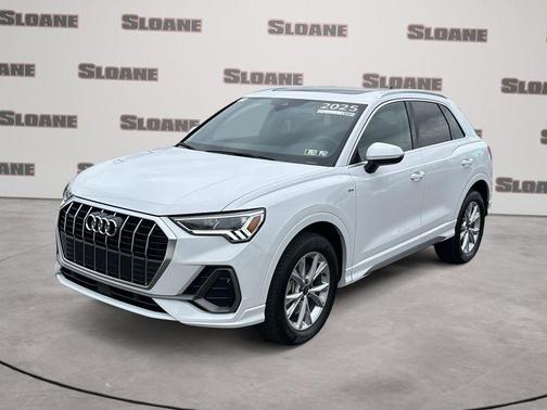 Arkona White 2025 Audi Q3 45 S line Premium