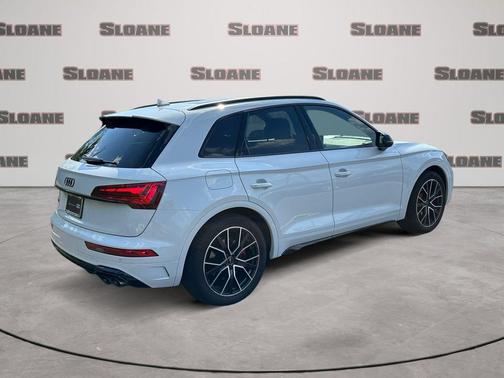 Glacier White Metallic 2025 Audi SQ5 3.0T Premium Plus