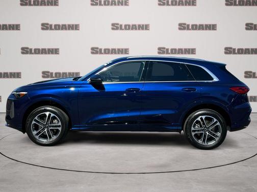 Navarra Blue Metallic 2025 Audi Q5 2.0T quattro Premium