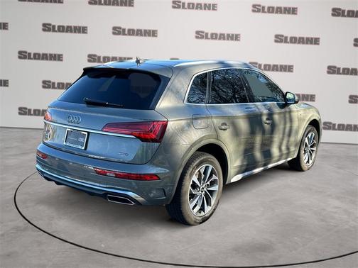 2023 Audi Q5 45 S line quattro Premium