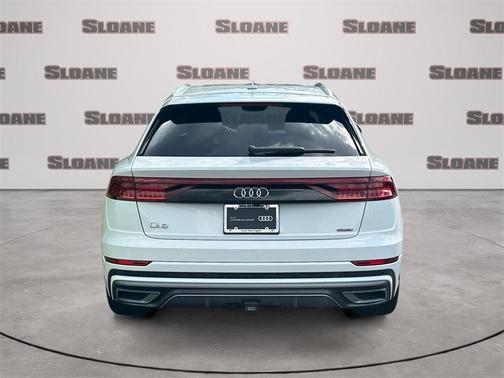 2021 Audi Q8 55 Prestige