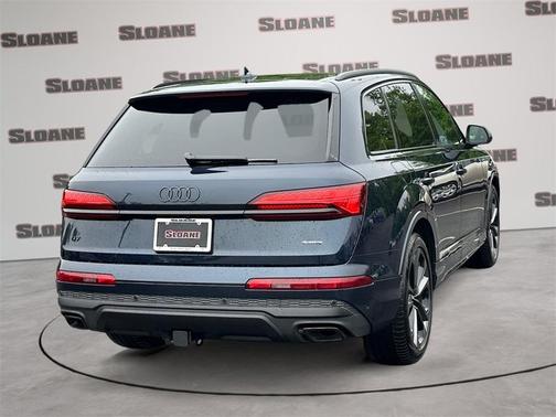 2025 Audi Q7 55 Premium