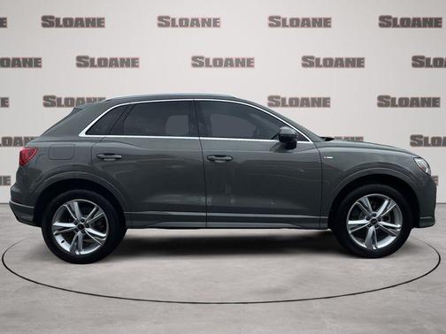 Chronos Gray Metallic 2023 Audi Q3 45 S line Premium