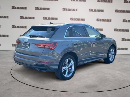 Chronos Gray Metallic 2023 Audi Q3 45 S line Premium