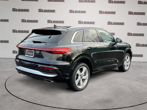 2025 Audi Q5 2.0T quattro Premium