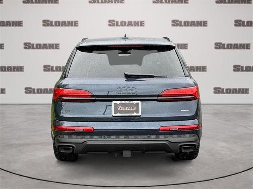 2025 Audi Q7 55 Premium