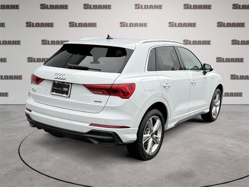 2023 Audi Q3 45 S line Premium