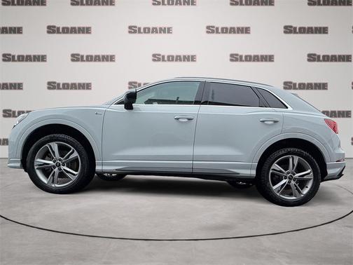 2023 Audi Q3 45 S line Premium