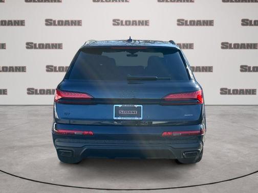 Blue Metallic 2026 Audi Q7 45 Premium Plus