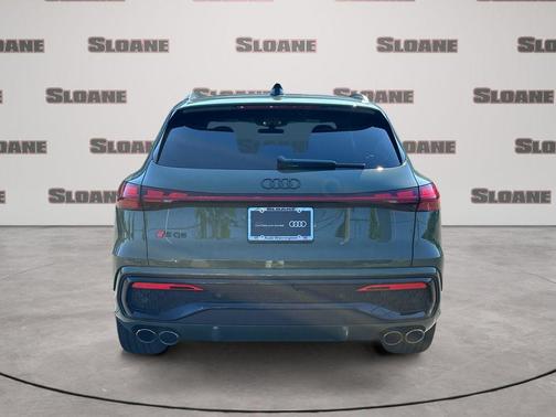 District Green Metallic 2025 Audi SQ5 3.0T quattro Premium