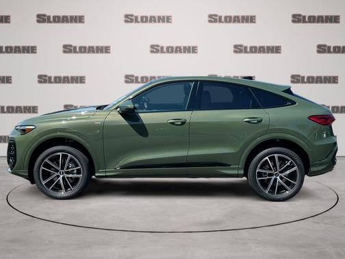 Green 2026 Audi Q5
