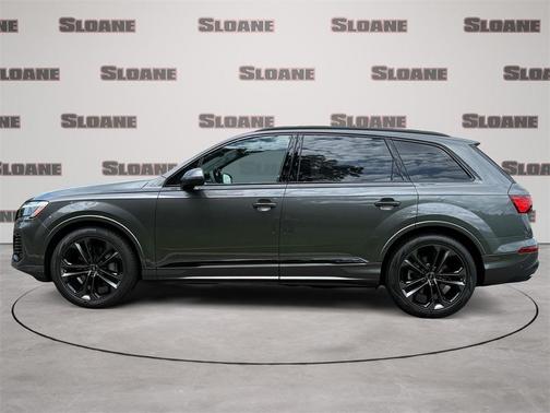 2025 Audi Q7 55 Premium