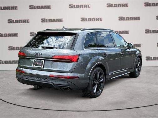 2025 Audi Q7 55 Premium