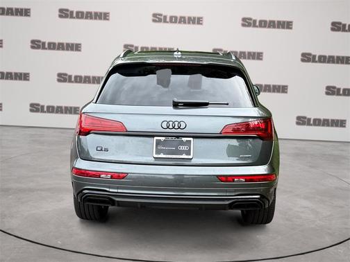 2025 Audi Q5 45 S line quattro Premium