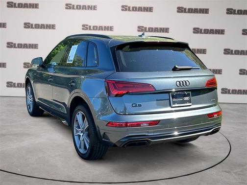 2025 Audi Q5 45 S line quattro Premium