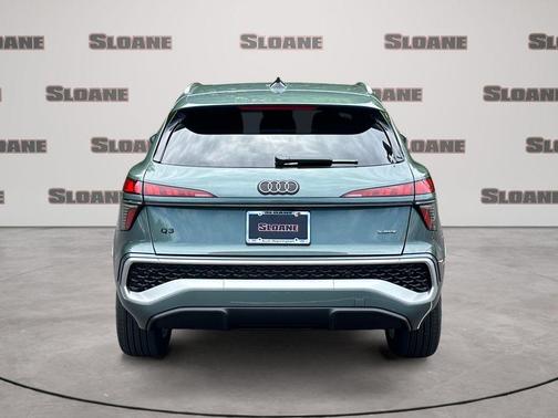 Sage 2026 Audi Q3 S line